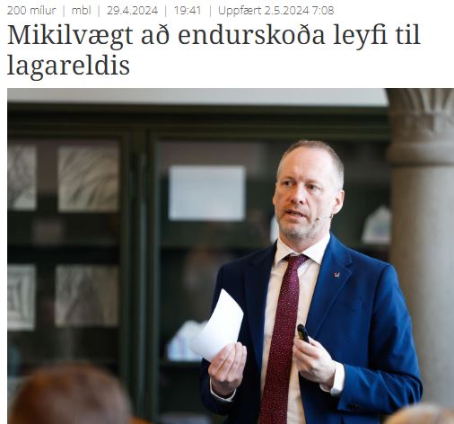 Nýr formaður VG talar núna um að „koma böndum á sjókvíaeldi“